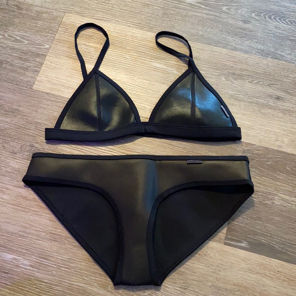 Neoprene bikini set - wet look